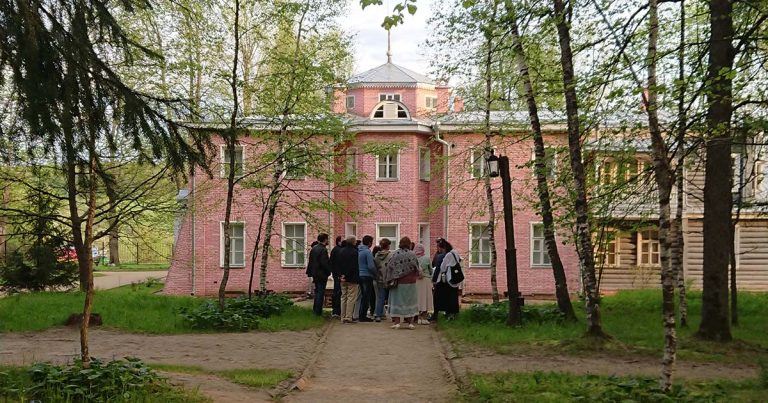 Акция «Веди родителей в музей, театр, концертный зал»