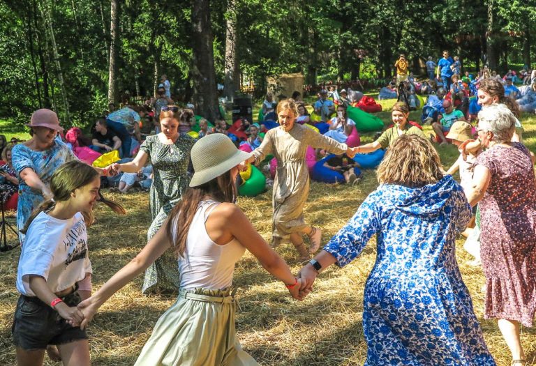 Фестиваль «Поле Фолка» в Муранове