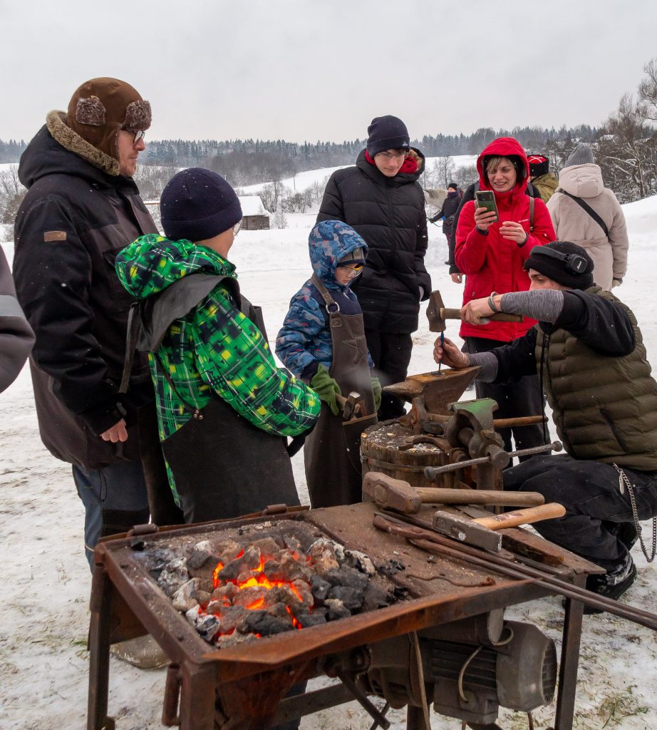 Фоторепортаж: 1-ый фестиваль кузнечного мастерства «Куй, кузнец!» в Муранове