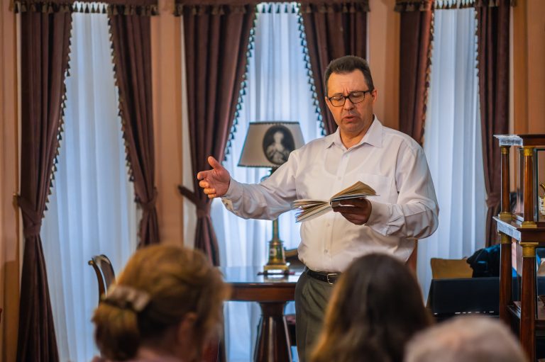 Поэтический концерт «Ты – женщина, и этим ты права!»